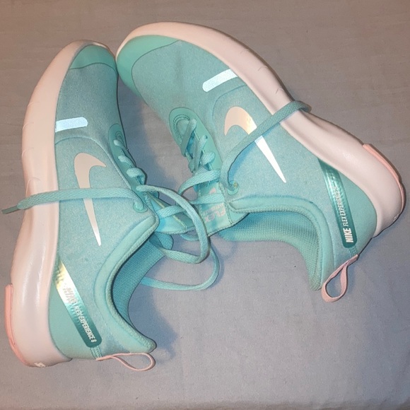 Nike Flex Experience 8 - Picture 3 of 4